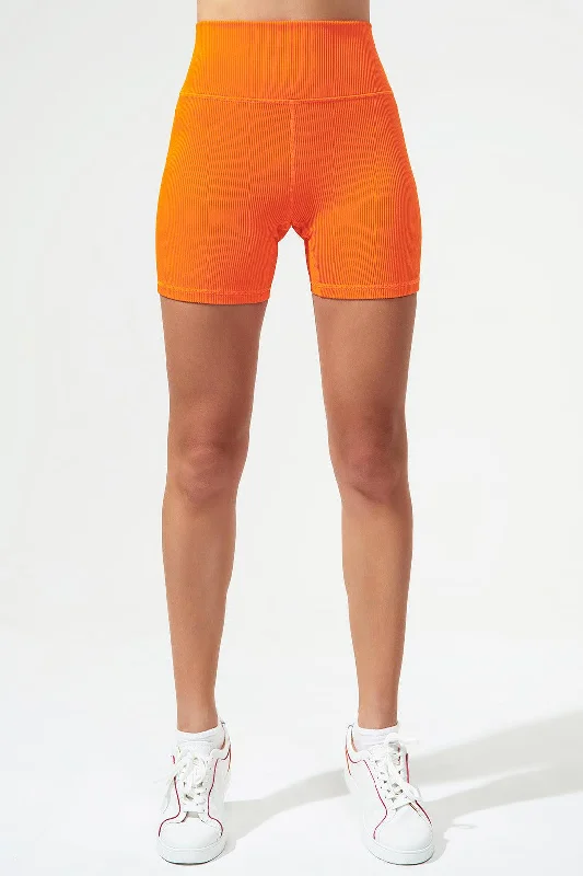 pastel - colored women tights for a soft aestheticElite Ribbed Bikershort - Tangerine