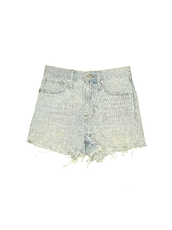 Plus Size Women's Denim Shorts with a Button - Fly in Dark Indigo for a Durable and Timeless StyleHigh-Rise Denim Shorts in Light Wash