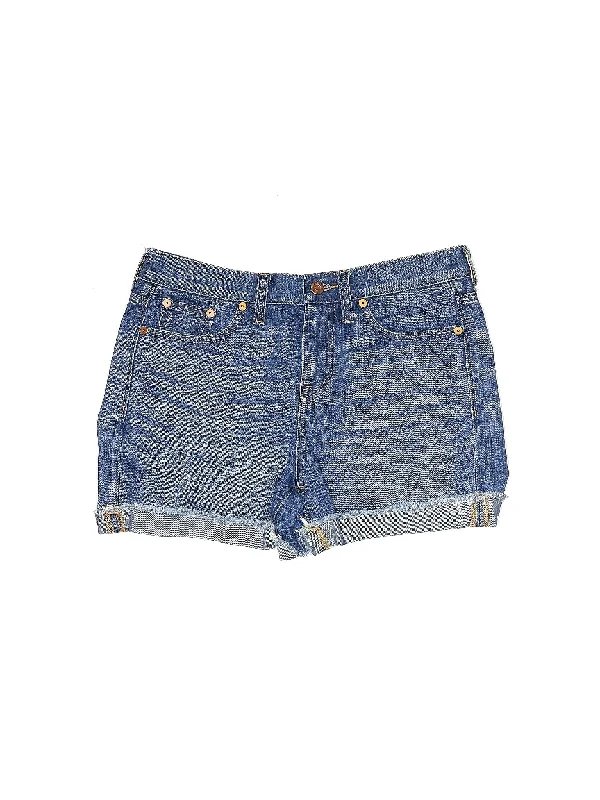 Women's Sequined Party Shorts in Gold for a Glamorous Night OutHigh-Rise Denim Shorts in Light Wash