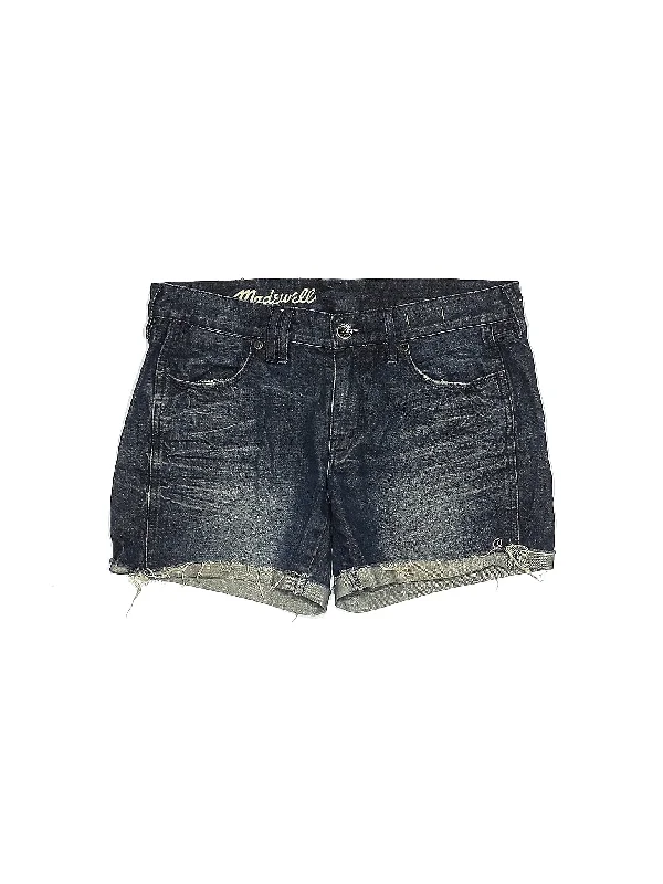 Women's Ruffled Hem Denim Shorts in Light Wash for a Feminine and Fashionable StyleLow-Rise Denim Shorts in Light Wash