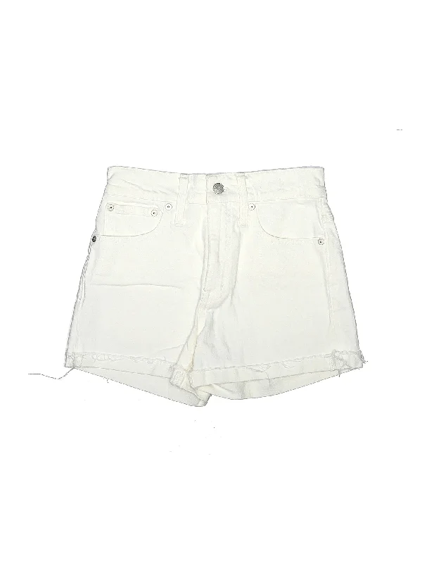 Women's Lace - Trimmed Shorts in White for a Romantic and Elegant OutfitMid-Rise Denim Shorts