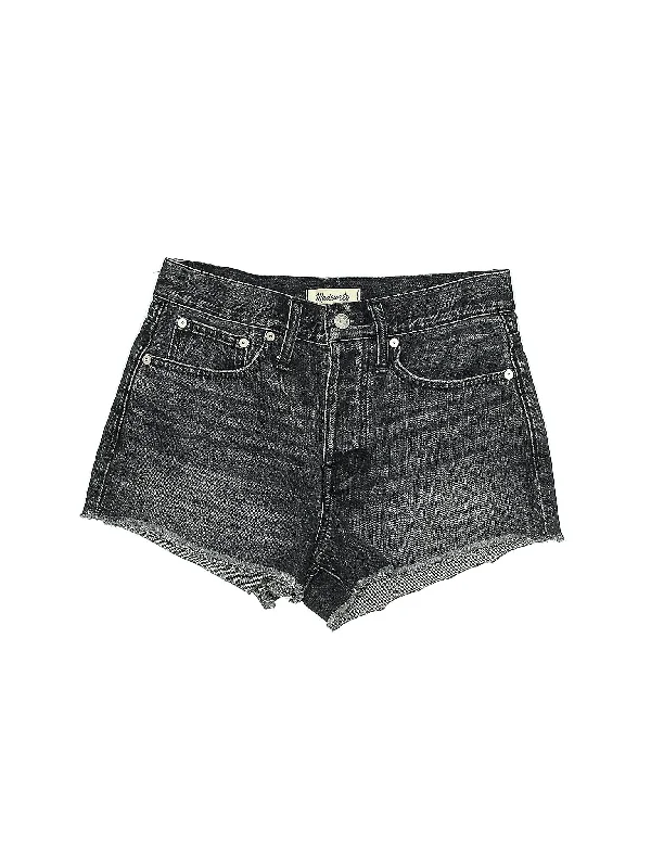 Women's Ruffled Hem Denim Shorts in Light Wash for a Feminine and Fashionable StyleMid-Rise Denim Shorts in Light Wash