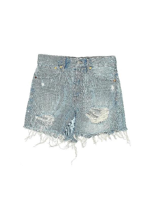 Plus Size Women's Drawstring Linen - Blend Shorts in Beige for a Relaxing VacationMid-Rise Denim Shorts in Light Wash