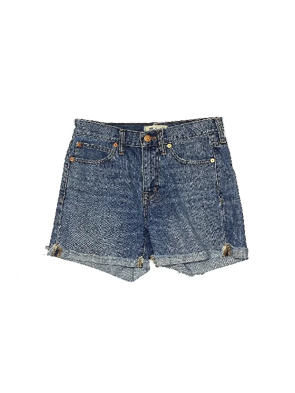 Plus Size Women's Denim Bermuda Shorts in Dark Wash for a Classic and Sophisticated StyleMid-Rise Denim Shorts in Light Wash