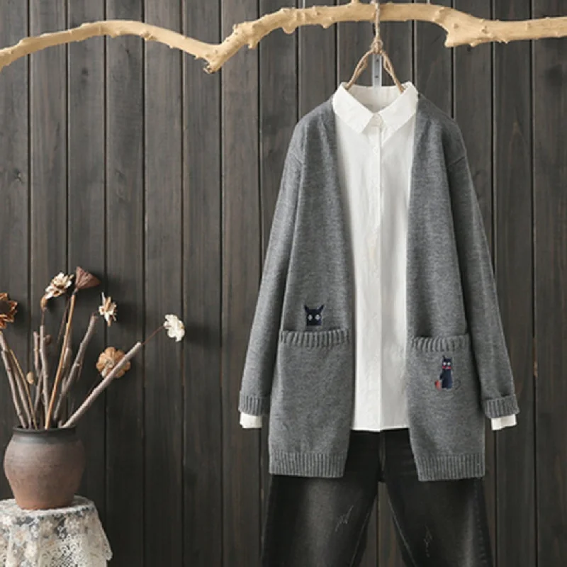 long length women cardigan with side slitsBabakud Loose Casual Embroidered Knitted Cardigans