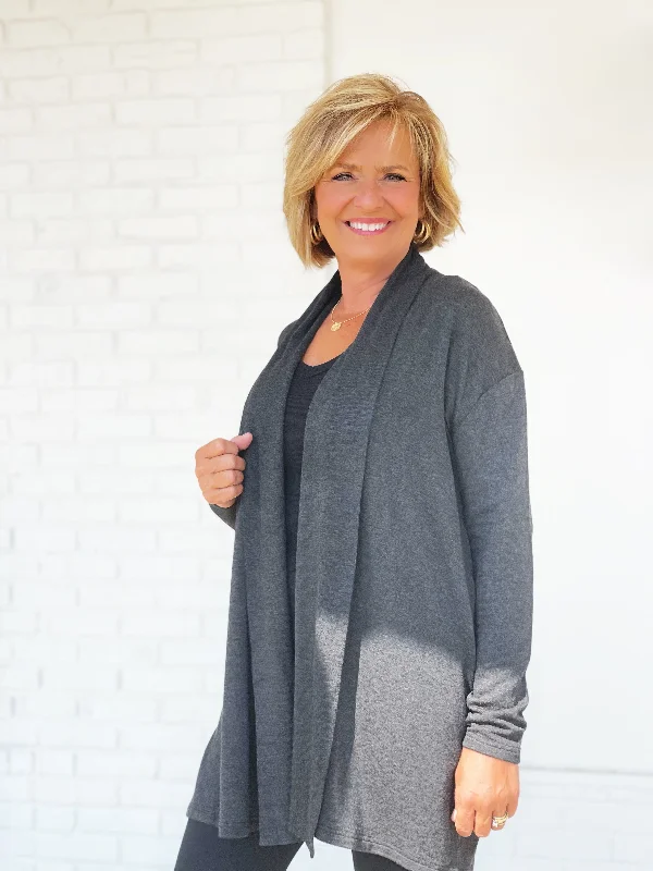 oversized women cardigan for a trendy and cozy lookSedona Cardigan- Black(FINAL SALE)