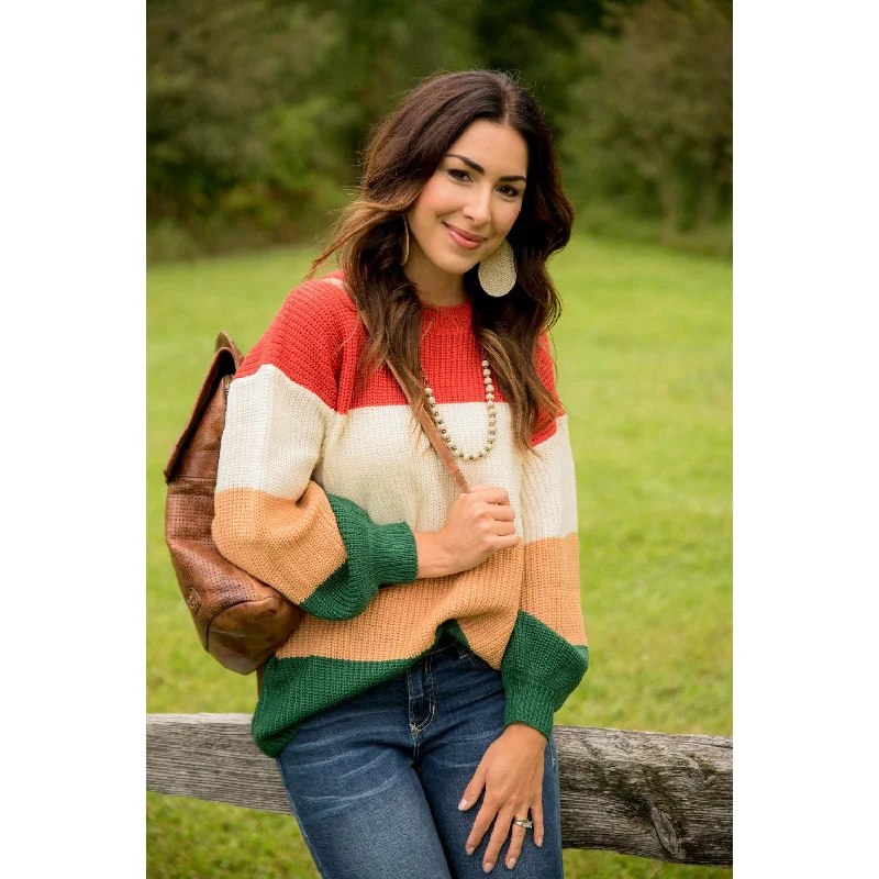 Women's Cropped Cable - Knit Merino Wool Sweater in Beige for a Trendy Fall OutfitColor Blocked Sweater