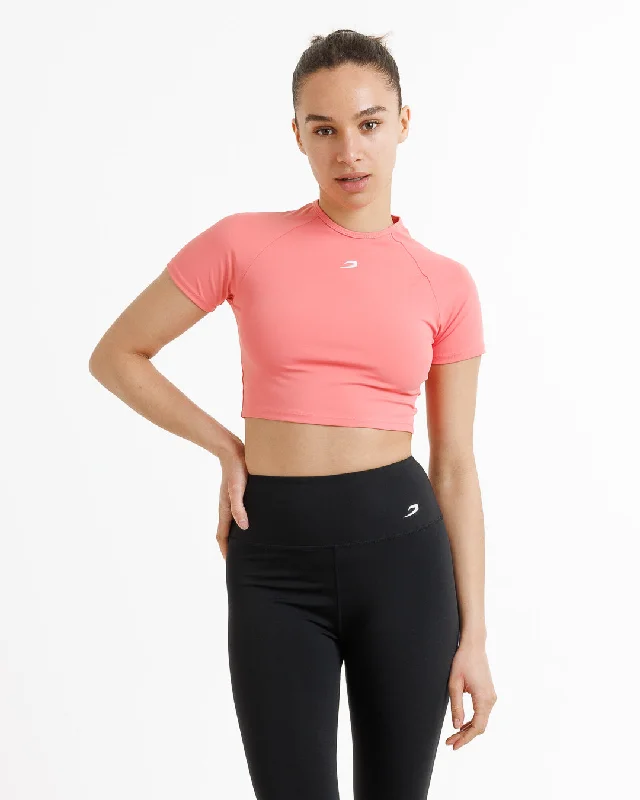 Crop Top Women T Shirt to Pair with High - Waisted BottomsTraining Short Sleeve Crop Top - Pink