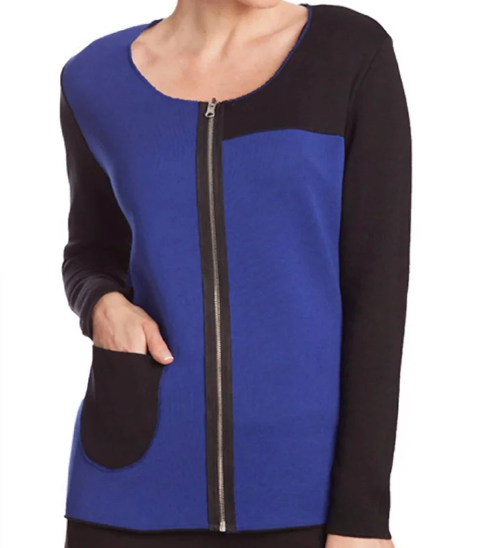 Midi - Length Women's Shetland Wool Sweater Dresses in Traditional PatternsStitch Detail Reversible Cardigan In Black/cobalt