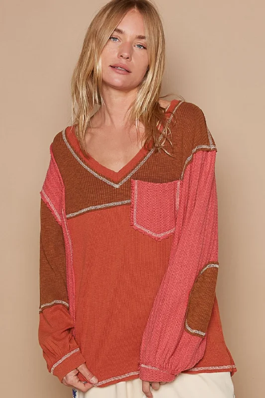 Women's Cable - Knit Sweater Dress in Brown for a Stylish and Comfortable One - Piece OptionV-Neck Knit Panel Exposed Seam Top