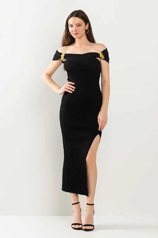 Mini cocktail dresses with a pleated bodice and a spaghetti - strap backFitted Off Shoulder Slit Midi Dress