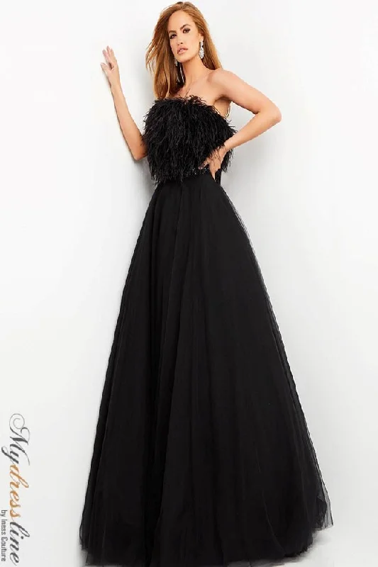 Formal dresses with side - slit pockets and beaded accents for a practical and stylish formal eventJovani 05624