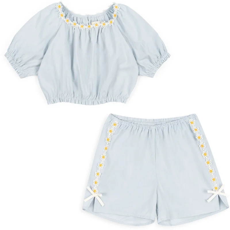 Solid Color Women Shorts in Bright Hues for a Bold StatementKonges Sløjd Plein Air Daisy Set