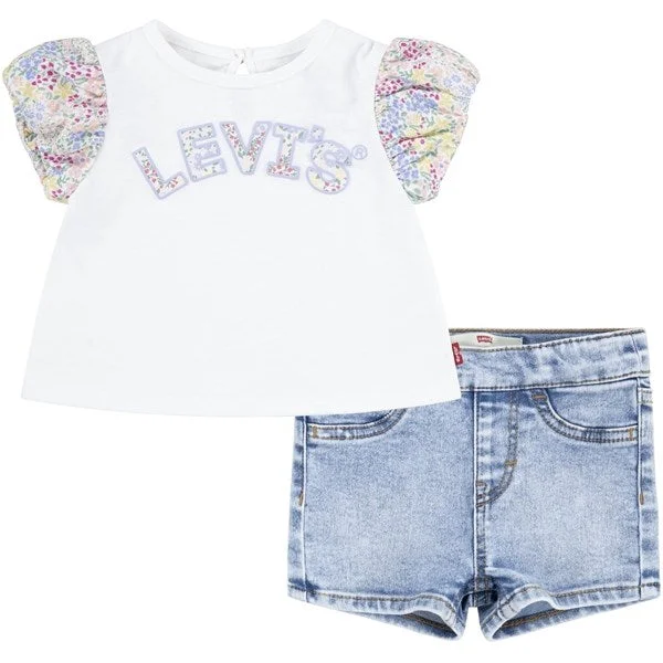 Cargo Women Shorts with Multiple Pockets for FunctionalityLevi's Floral Slv T-Shirt And Shorts Sugar Swizzle