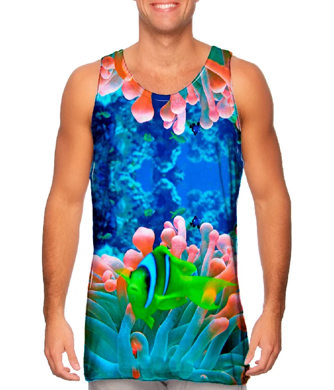 V - Neck Women's Moisture - Wicking Tank Tops for RunningRed Sea Anemone Fish Underwater