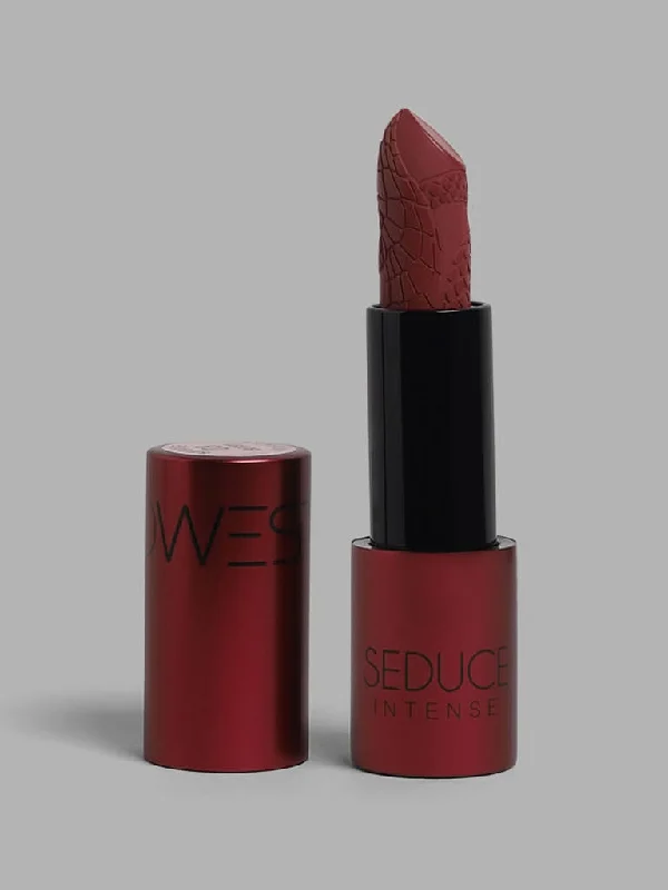 Cuffed Women Shorts for a Laid - Back and Trendy LookStudiowest Seduce Intense 03 Toffee Brown Lipstick - 4 g